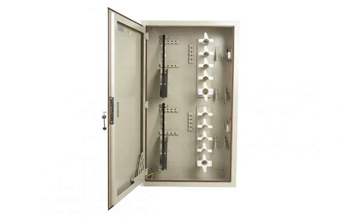 Кросс ШКОН-КПВ-640(20) с кронштейном и органайзером (корпус) ССД