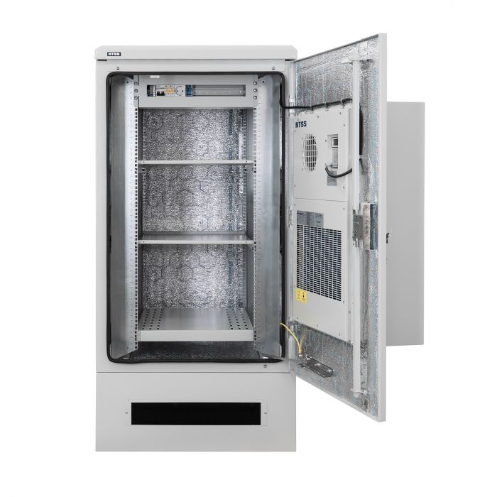 Шкаф напольный климатический NTSS RT 42U (ШхВхГ) 700x2175x1000 мм, 4 профиля 19, с кондиционером 1.5 кВт, IP55, серый RAL 7035