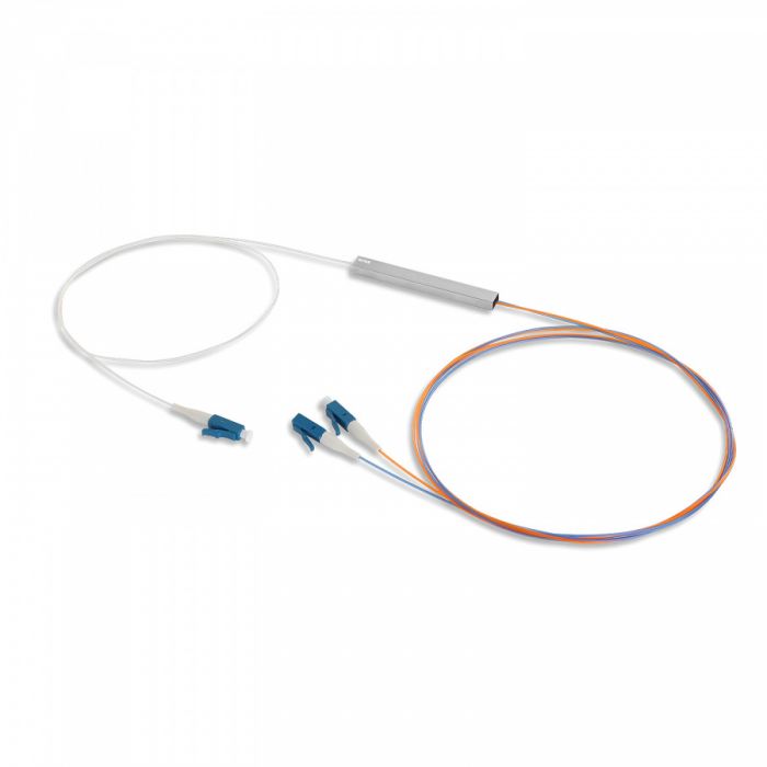 Разветвитель NTSS PREMIUM планарный 8*1х8 оконцованный LC/UPC 9/125, буфер 0.9мм 1260/1650 установлен в 19" 1U кросс