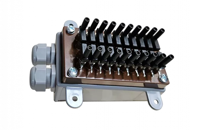 Бокс БММ 2-1 плинт ПН-10 (в пластиковом боксе)