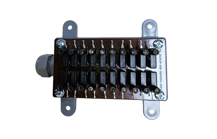 Бокс БММ 1-1 плинт ПН-10 (в пластиковом боксе)