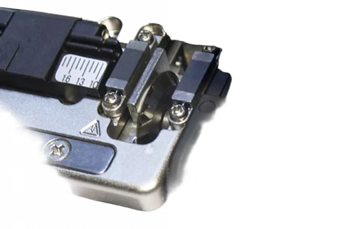 KIWI-6231 Скалыватель оптический