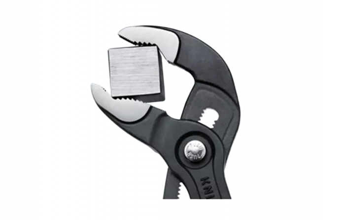 KN-8701250 COBRA® клещи переставные, зев 50 мм, длина 250 мм, фосфатированные, обливные ручки