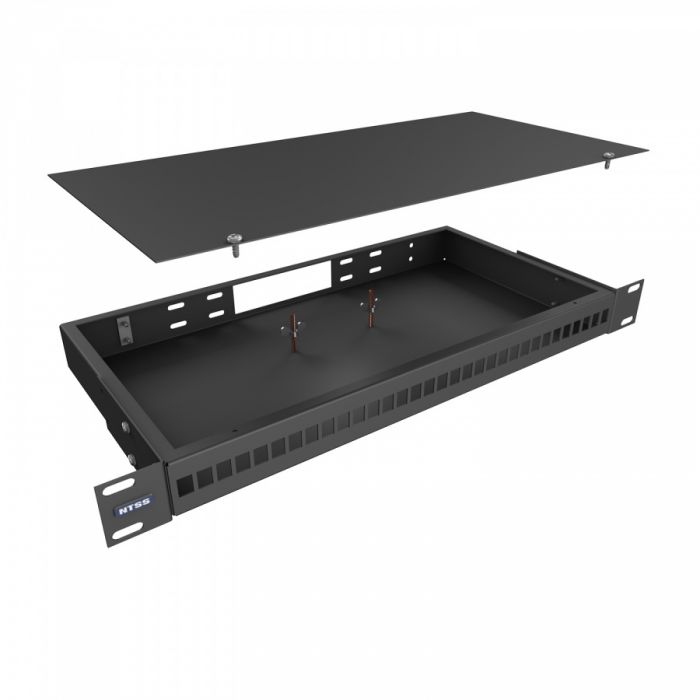 Кросс NTSS оптический 19'' укомплектованный 1U, 32 порта LC/UPC duplex, 50/125 мкм ОМ4 (сплошная панель, сплайс-кассета 2шт, пигтейлы, КДЗС, адаптеры) черный RAL 9005